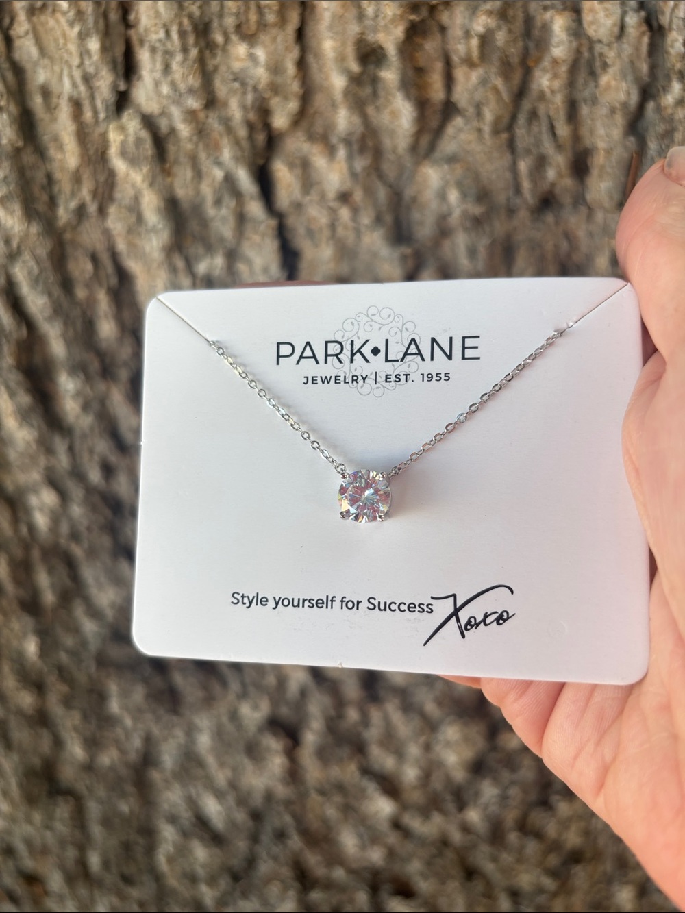 Impression Necklace Clear